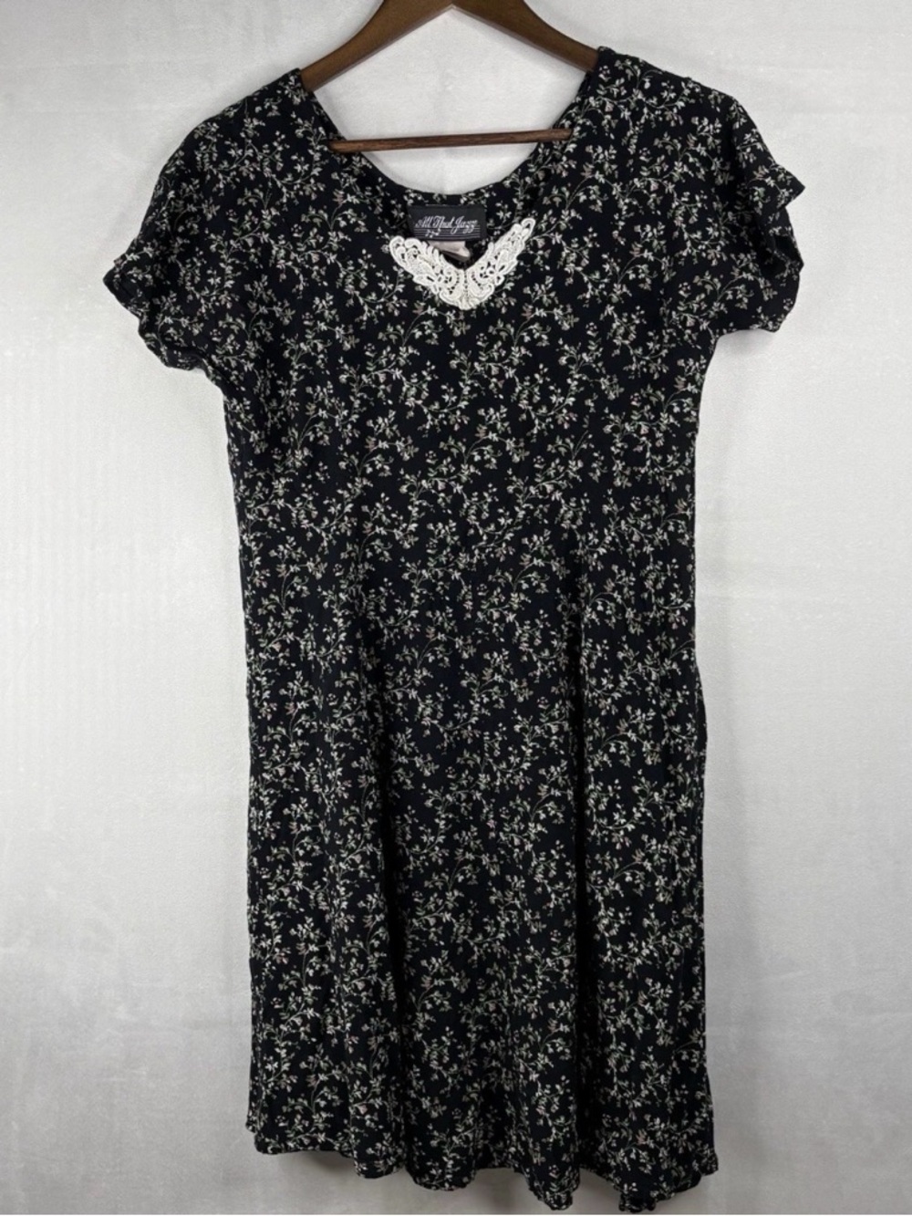 All That Jazz Black Floral Dress Vintage